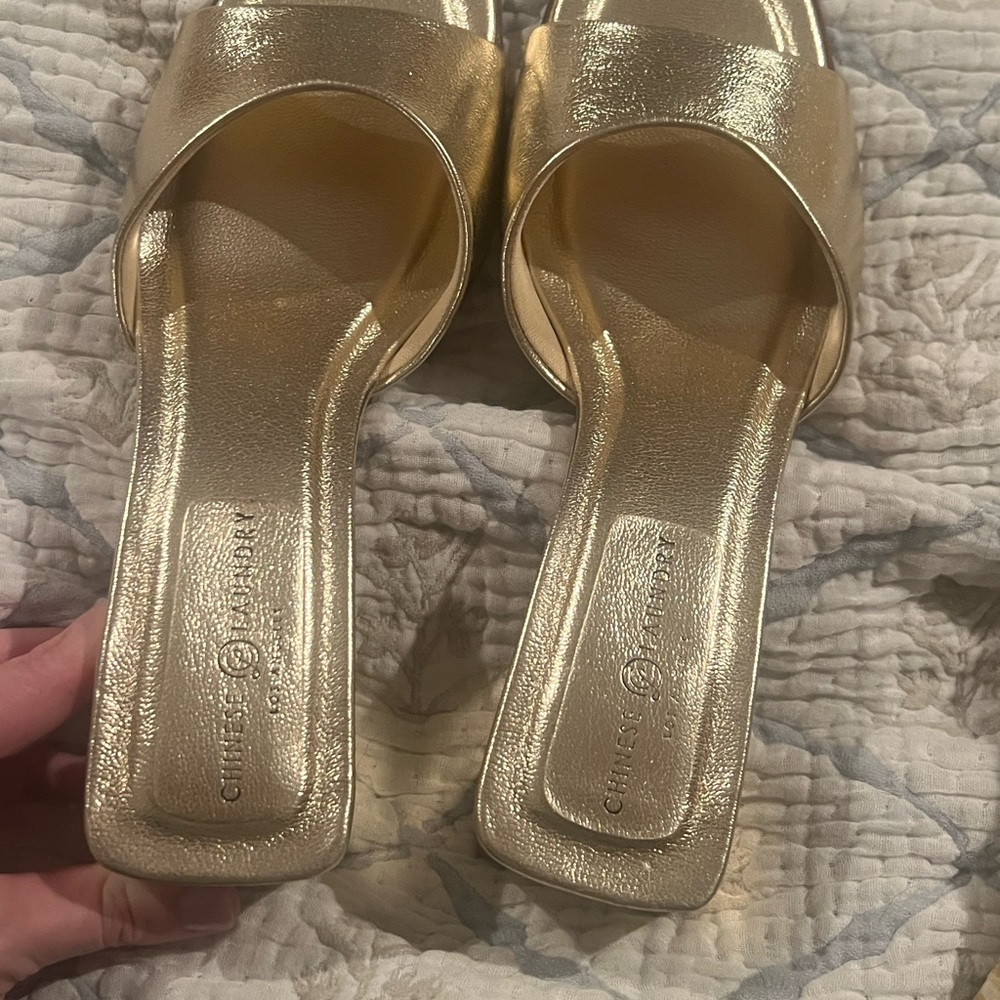 Chinese Laundry Metallic Gold Slide Sandals